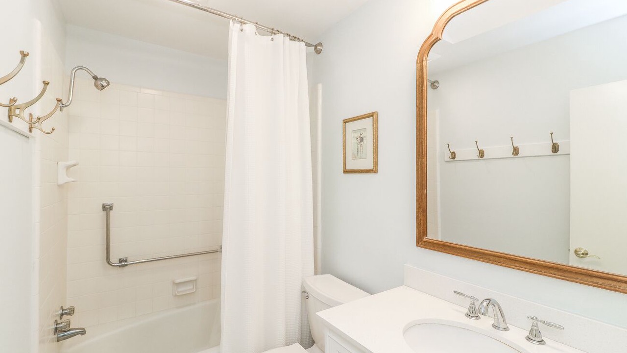 Photo of Bathroom in Oceanside