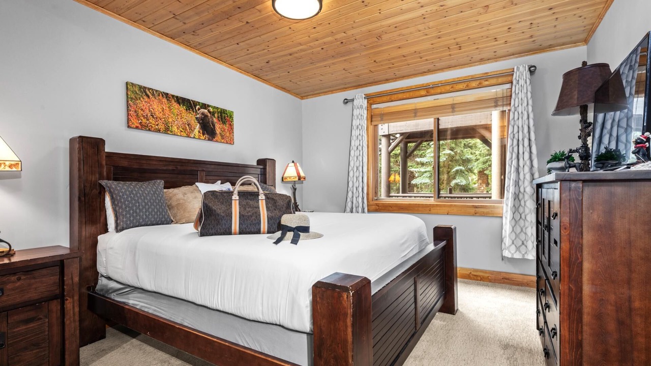 Photo of Bedroom in Deer Valley