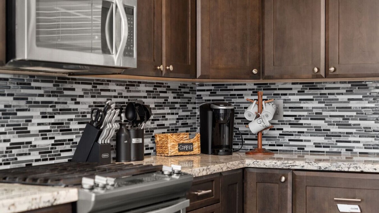Photo of Kitchen in Midway City