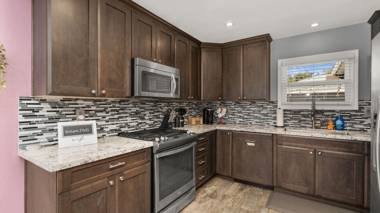 Photo of Kitchen in Midway City