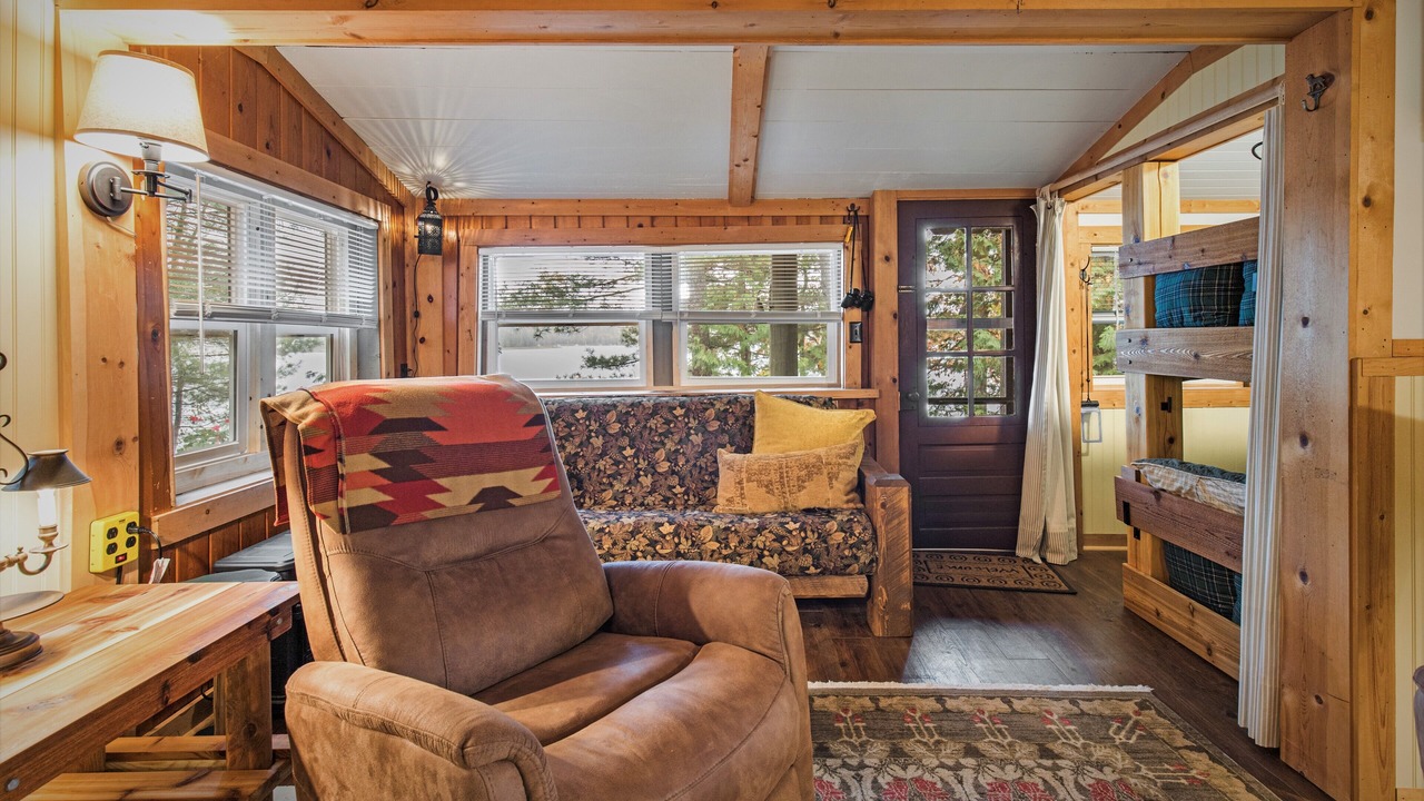 Photo of Livingroom in Interlochen