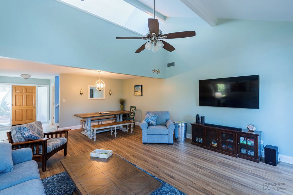 Photo of Livingroom in Lawton Woods