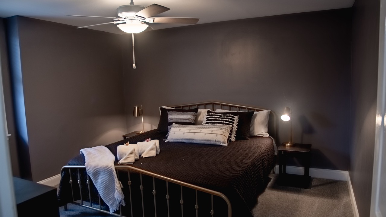 Photo of Bedroom in Dahlonega