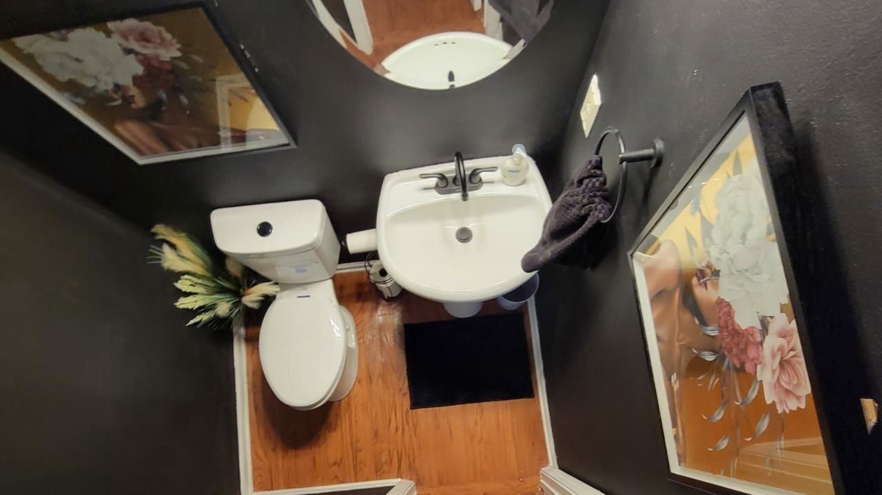 Photo of Bathroom in Mableton