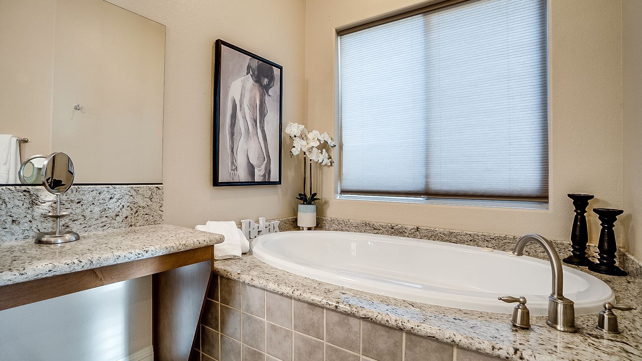 Photo of Bathroom in Green Valley Ranch