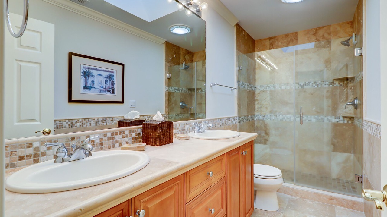 Photo of Bathroom in Heritage Woods