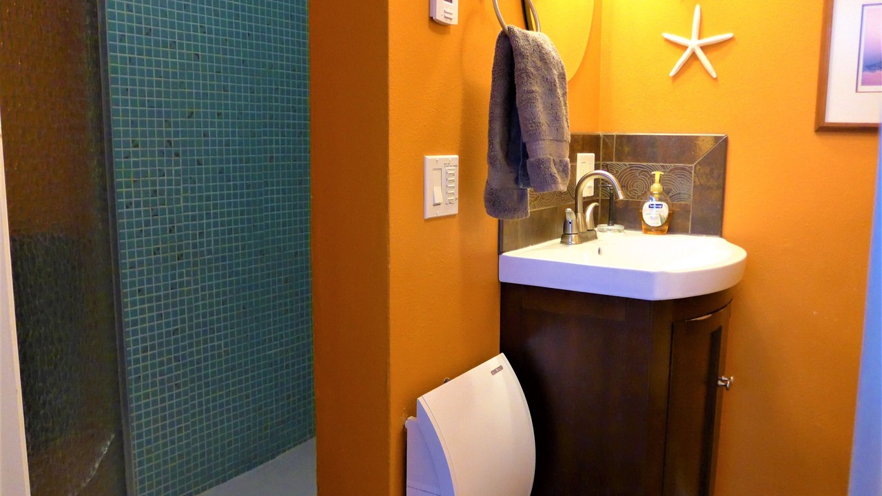 Photo of Bathroom in North Admiral