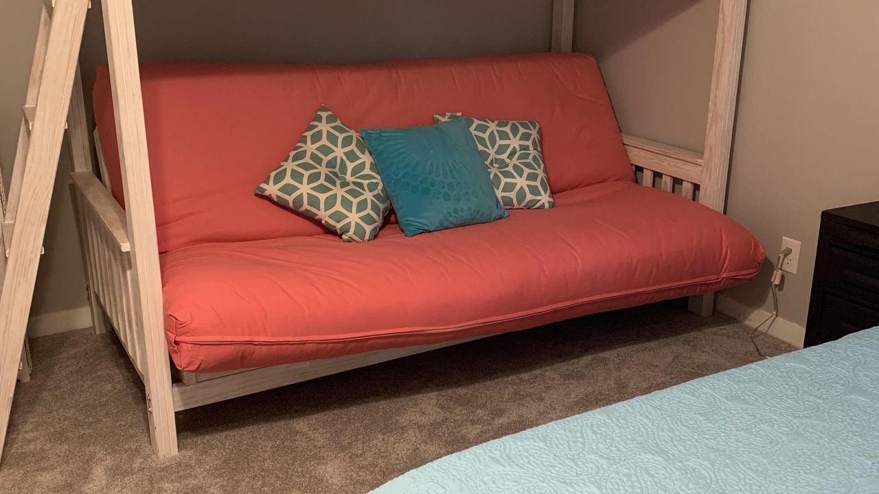 Photo of Bedroom in Heritage Woods