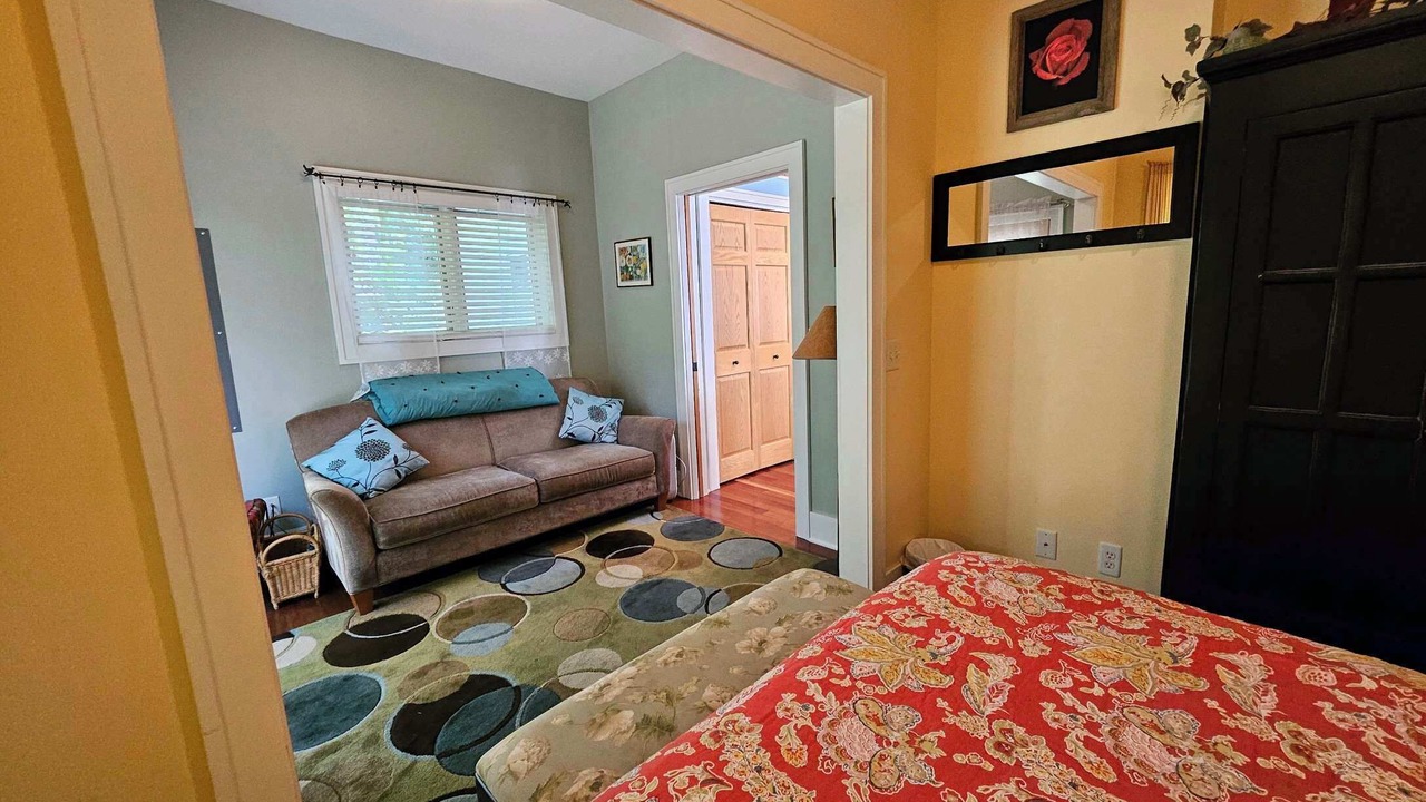 Photo of Bedroom in Alden