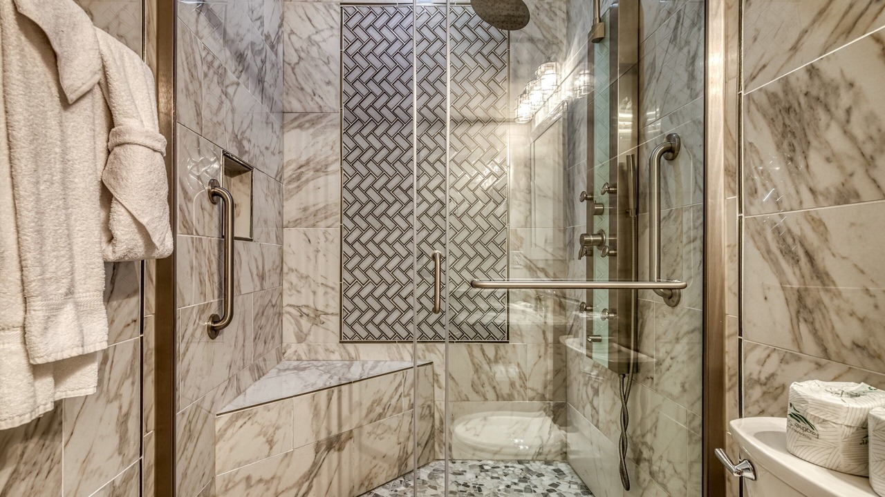 Photo of Bathroom in Pigeon Forge