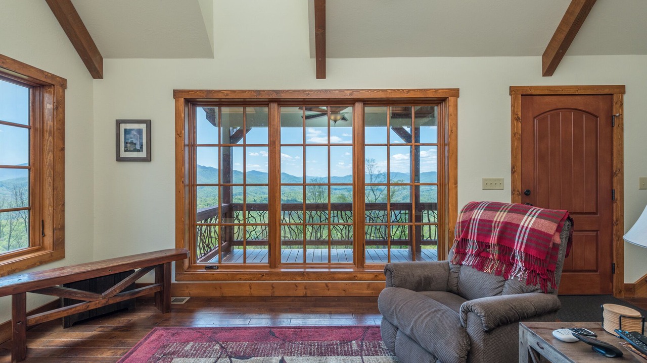 Photo of Livingroom in Bakersville