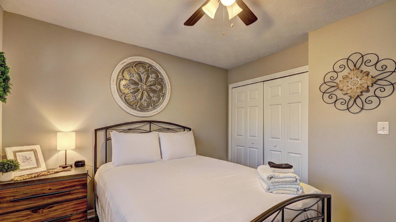 Photo of Bedroom in Mableton