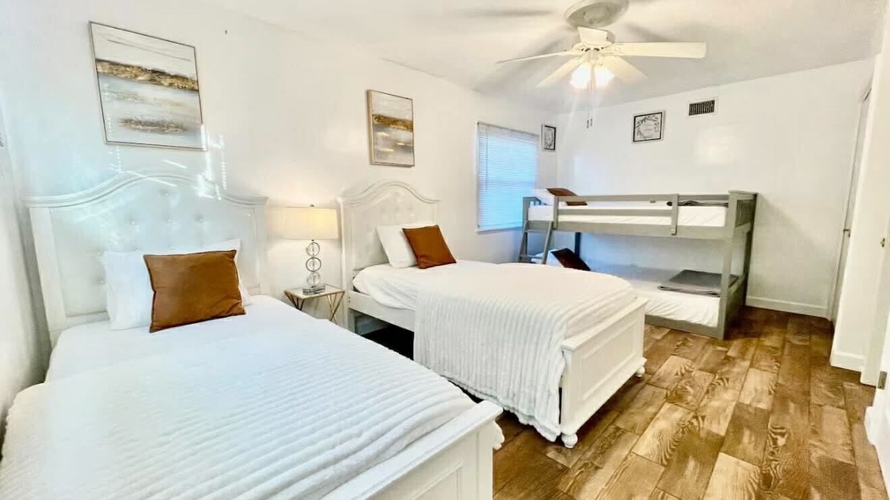 Photo of Bedroom in Buena Park