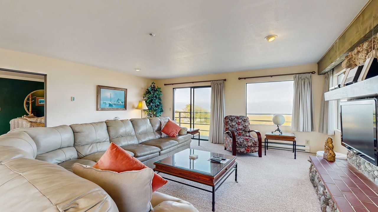 Photo of Livingroom in Fort Bragg