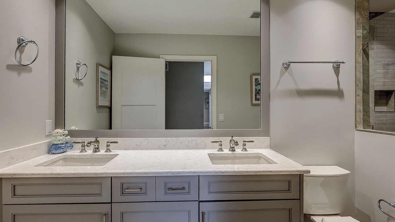 Photo of Bathroom in Heritage Woods
