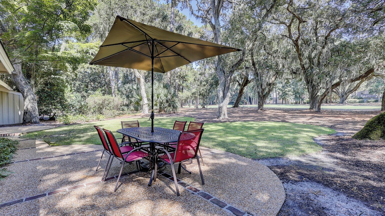 Photo of Outdoor in Heritage Woods