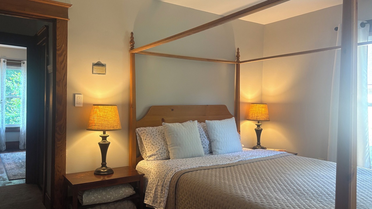 Photo of Bedroom in Ballston Spa