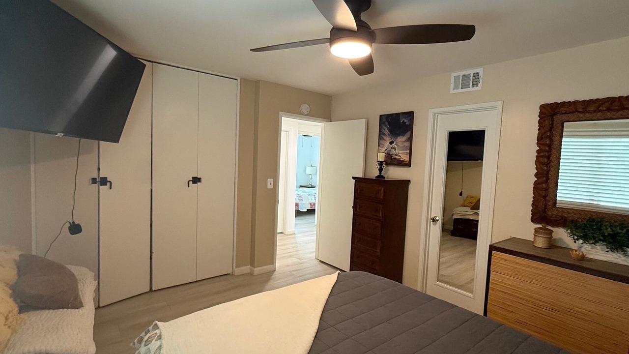 Photo of Bedroom in Harbor