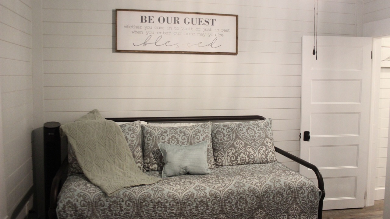 Photo of Bedroom in Dunnellon