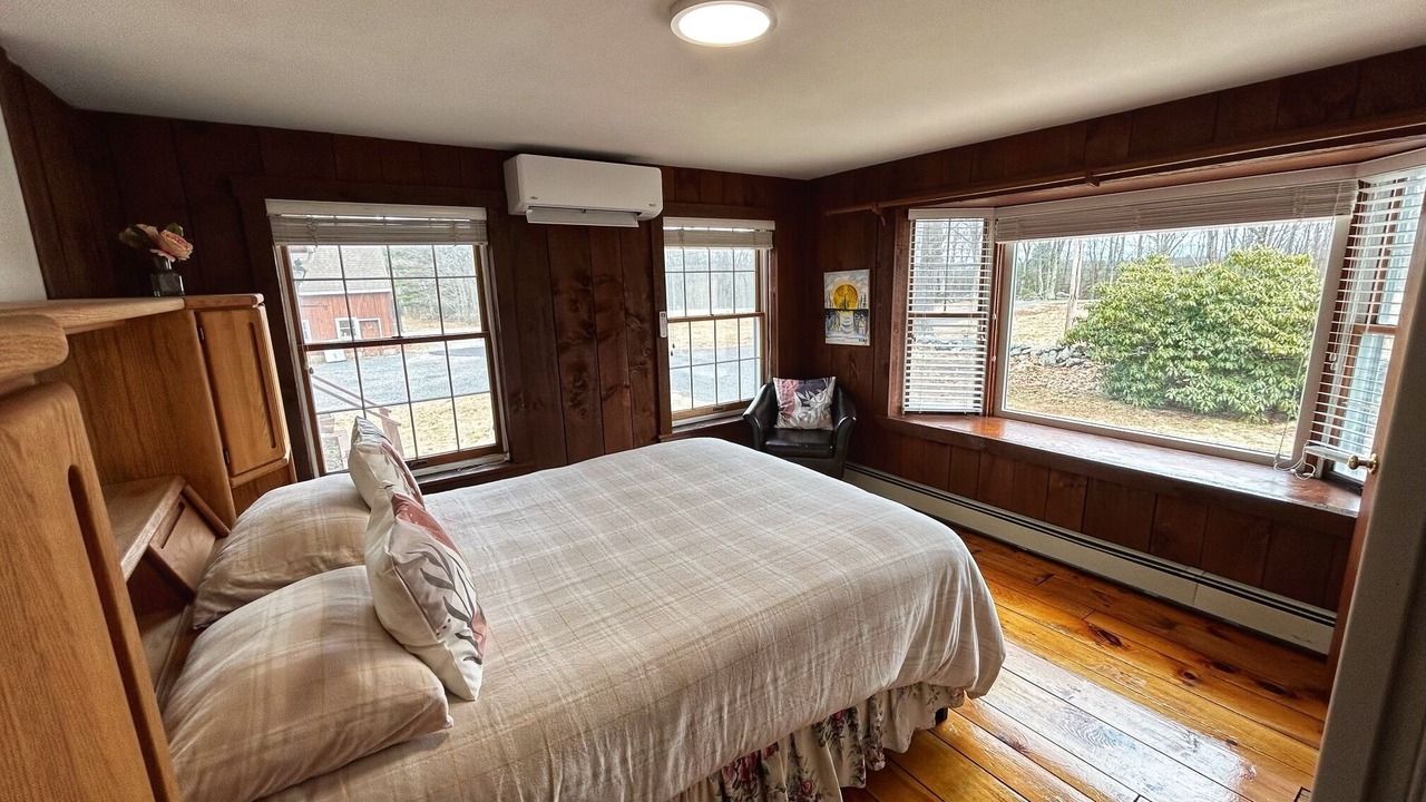 Photo of Bedroom in Phillipston