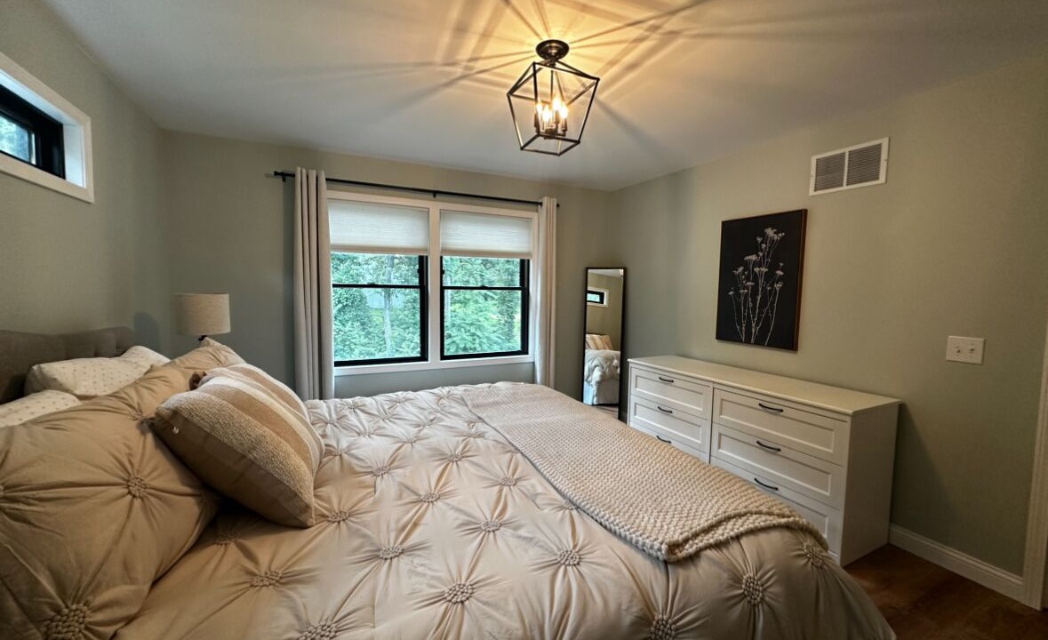 Photo of Bedroom in Sister Lakes