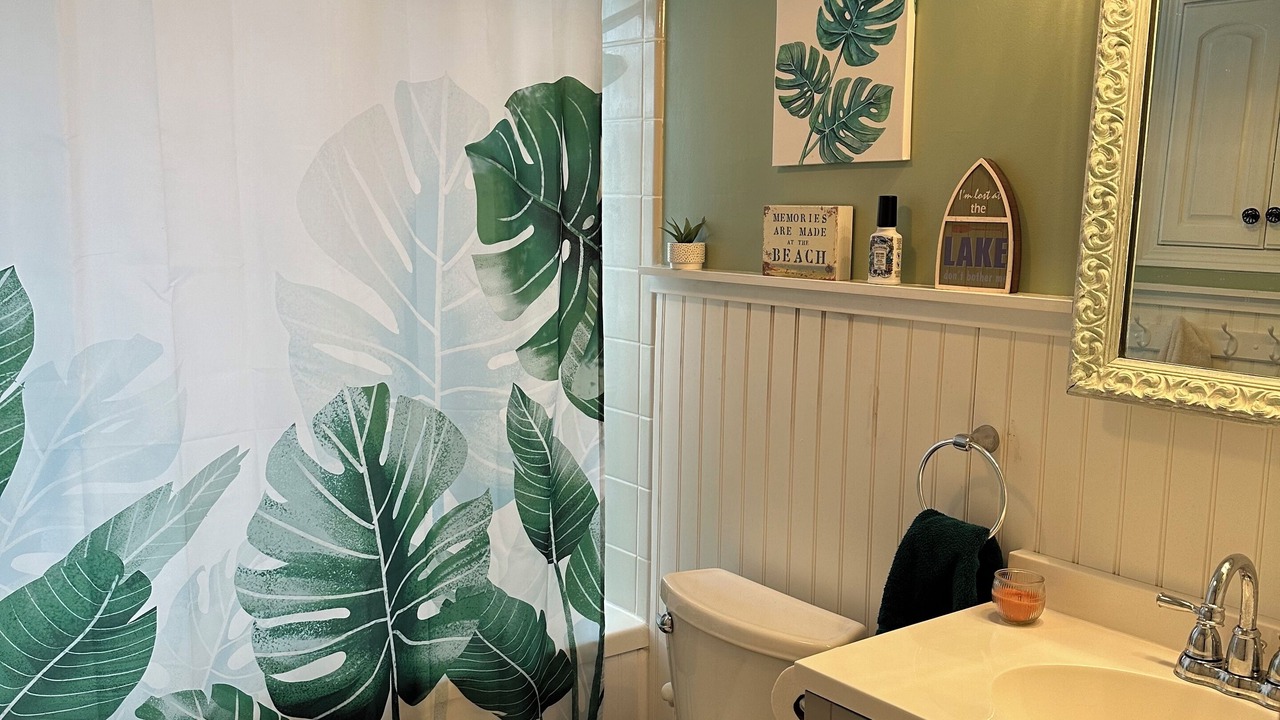 Photo of Bathroom in Sister Lakes