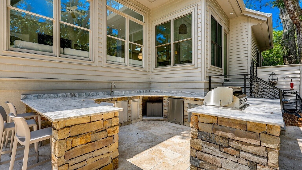 Photo of Outdoor in Heritage Woods
