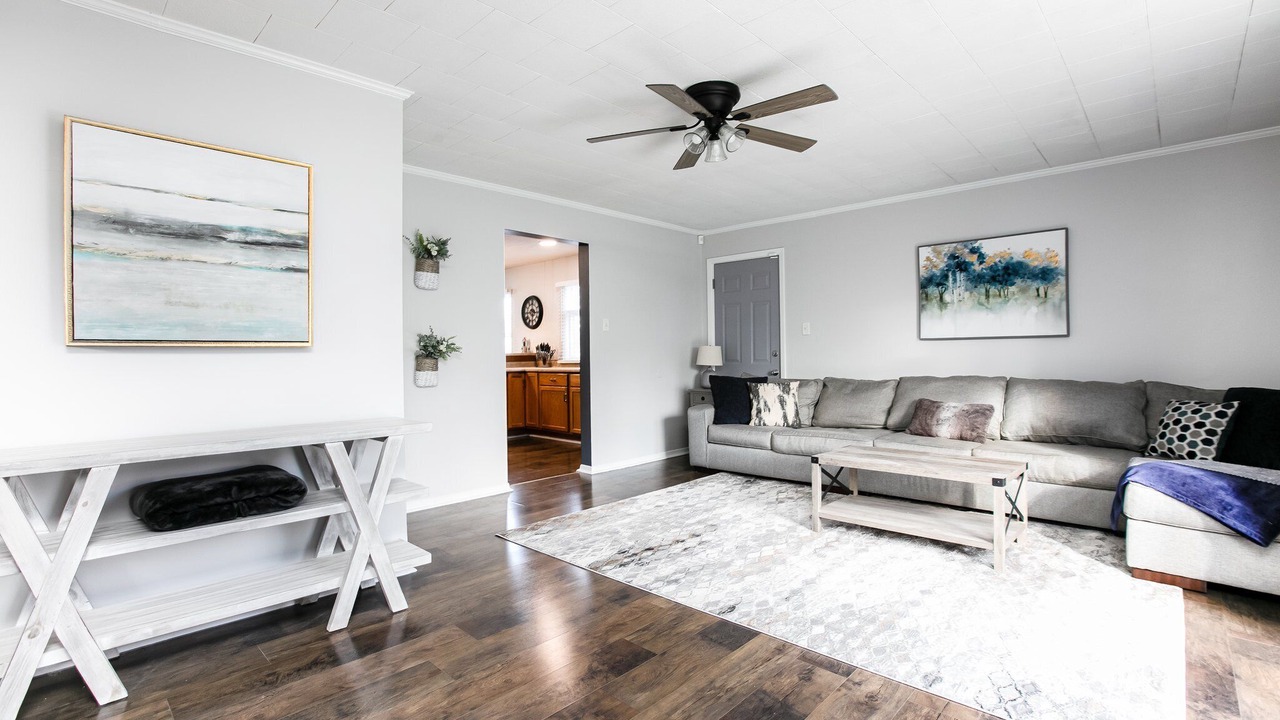 Photo of Livingroom in South Bend