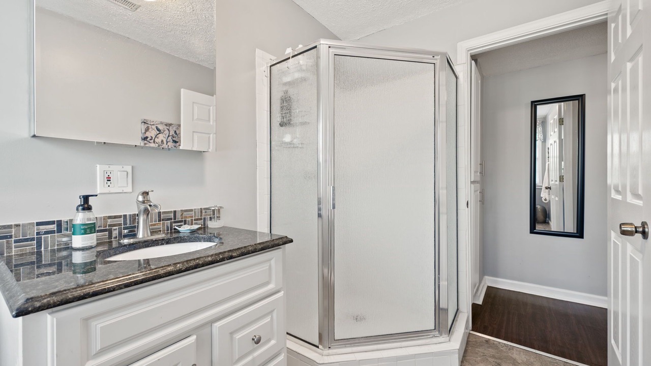 Photo of Bathroom in Roswell