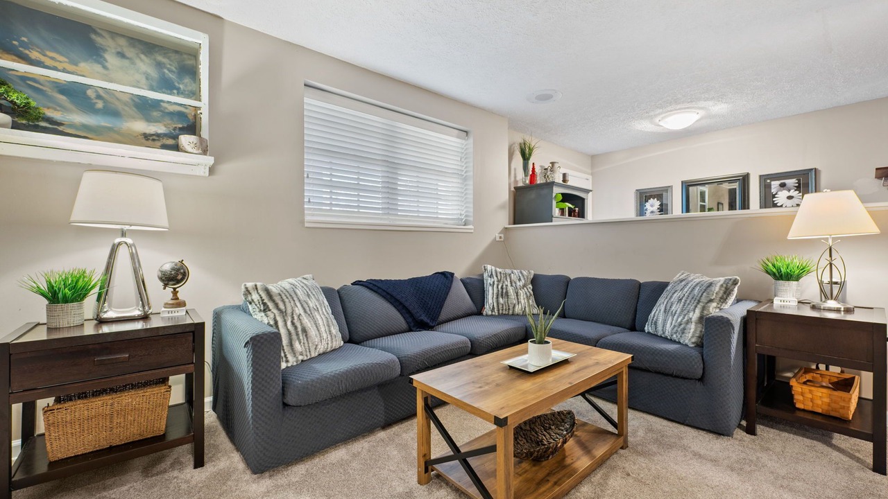 Photo of Livingroom in Roswell