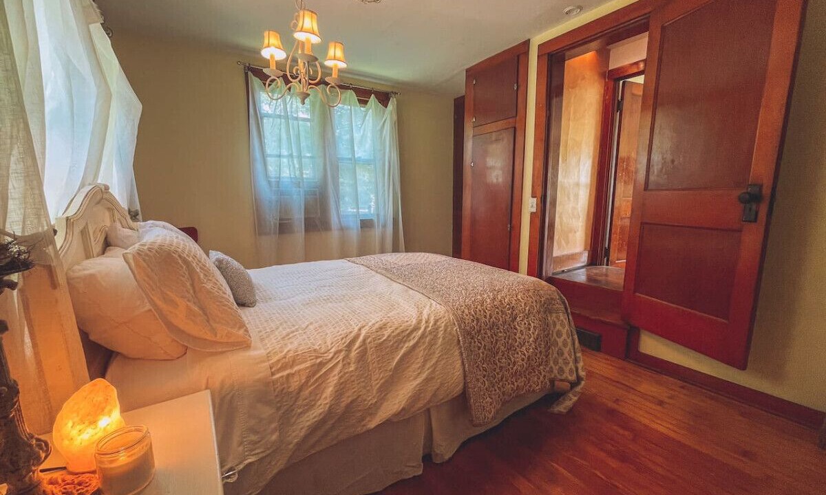 Photo of Bedroom in Dowagiac
