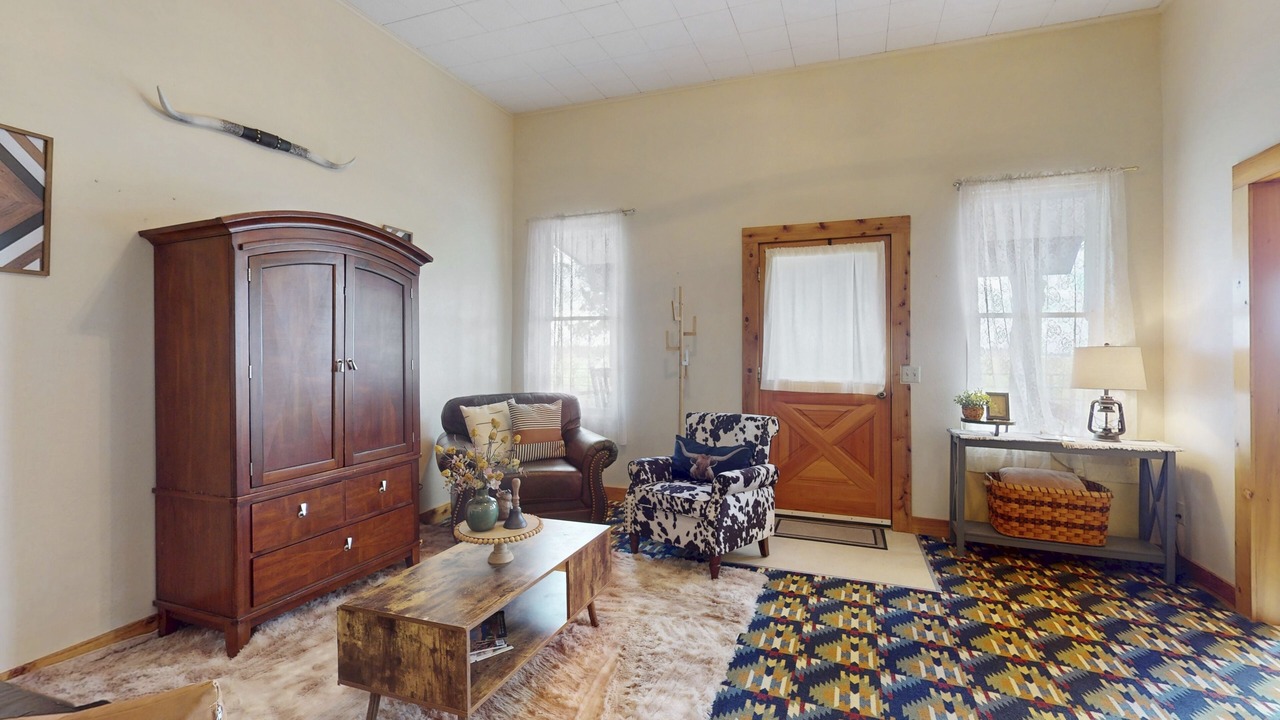 Photo of Livingroom in Crooked River Ranch