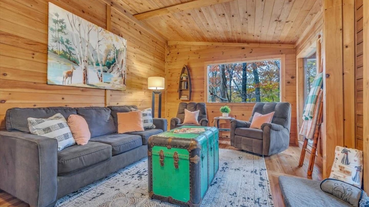 Photo of Bedroom in Ellijay