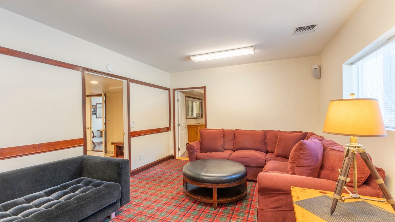 Photo of Livingroom in Fort Bragg