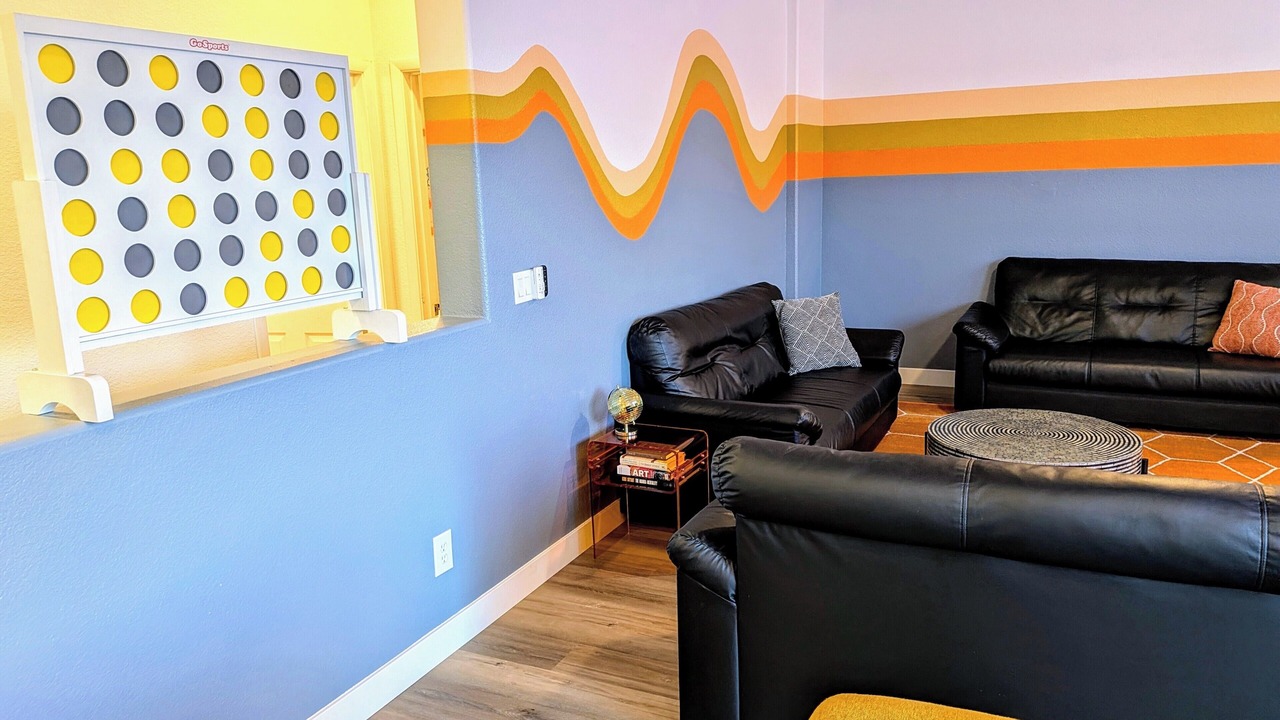 Photo of Livingroom in Enterprise