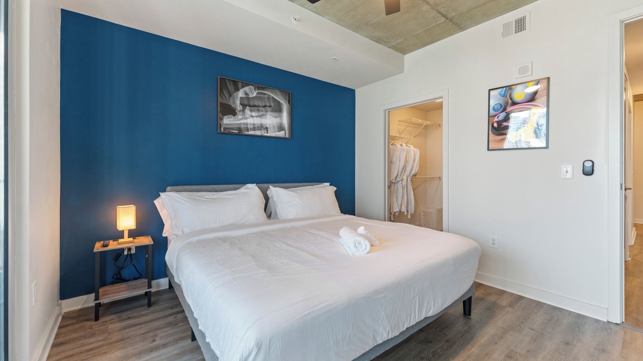 Photo of Bedroom in Midtown