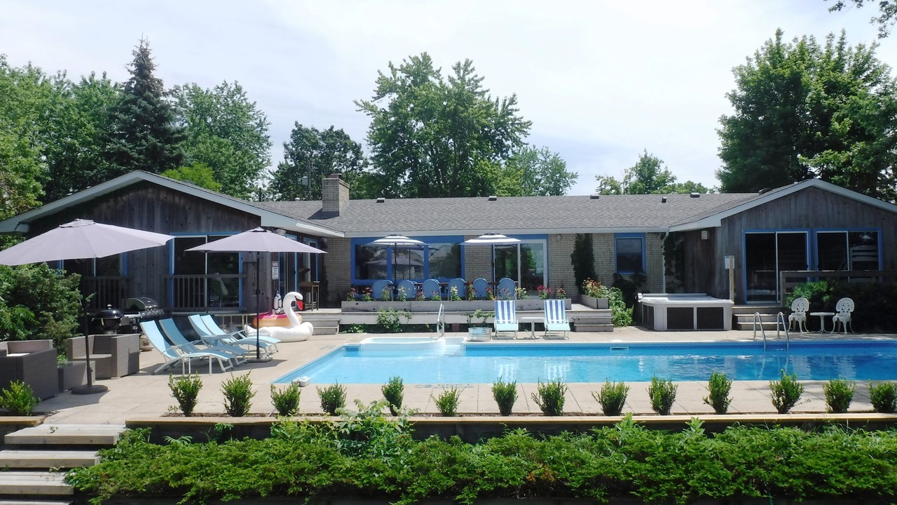 Photo of Outdoor in Grand Beach
