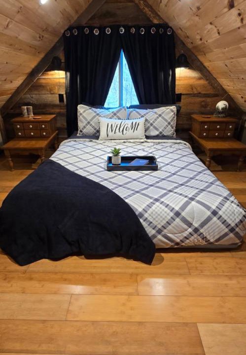 Photo of Bedroom in Dahlonega