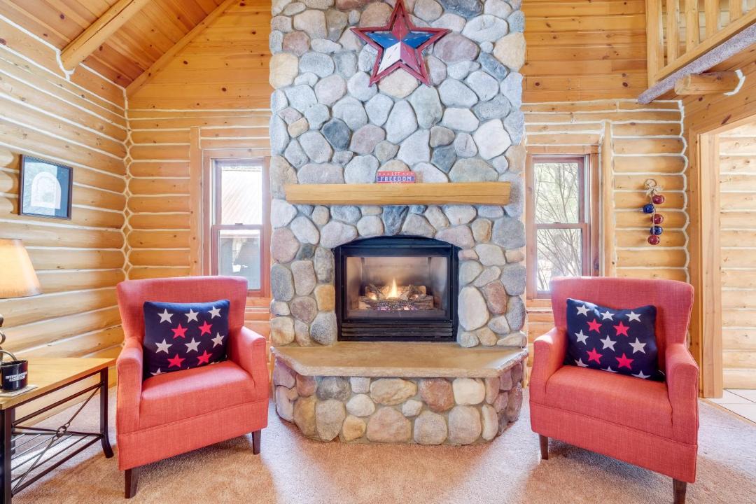 Photo of Livingroom in Interlochen