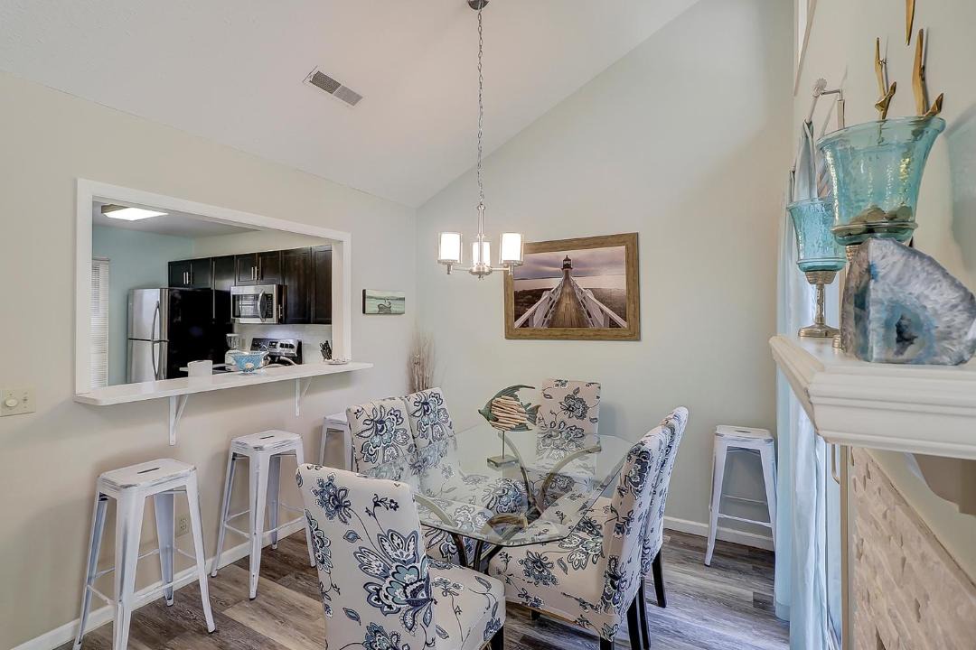 Photo of Livingroom in Sea Pines