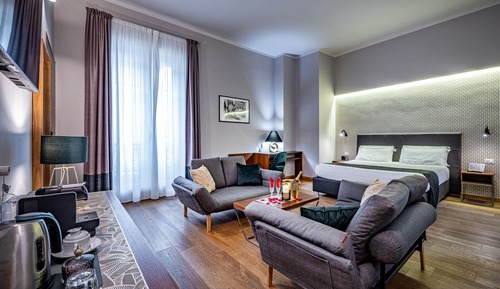 Deluxe Studio Suite, 1 King Bed