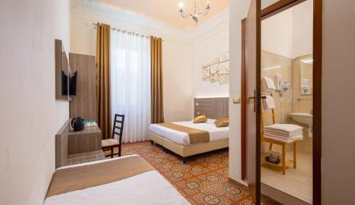 Triple Room