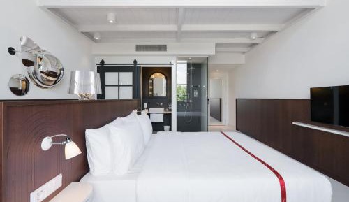 Maisonette Room